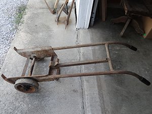Property photo 36 - Personal Property Auction, Tractors, Dozer, Implements, Lawn & Garden, Tools, Antiques, Furniture & Household